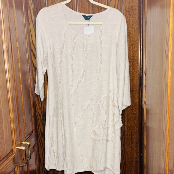 Peacock Ways Linen tunic - Picture 1 of 4